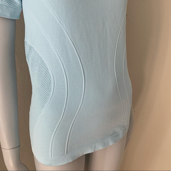 NWT ZELLA Orydalis Stretchy Seamless Short Sleeve Top Blue Workout Athletic SM - Picture 7 of 16